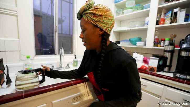 Homeless Oakland Moms Cut Deal to Buy House They Squatted In