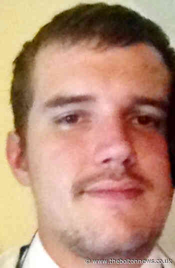 Driver caught pleasuring himself near war memorial by shocked passer-by