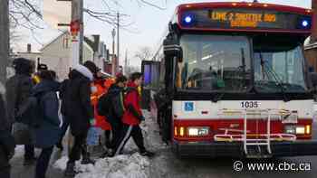 'They have to do better': Subway shut down causes commuter chaos on TTC's Line 2