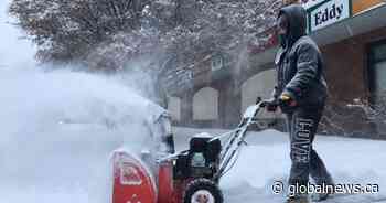 Snowfall warning: Stalled weather system expected to dump 10-15 cm on Edmonton region