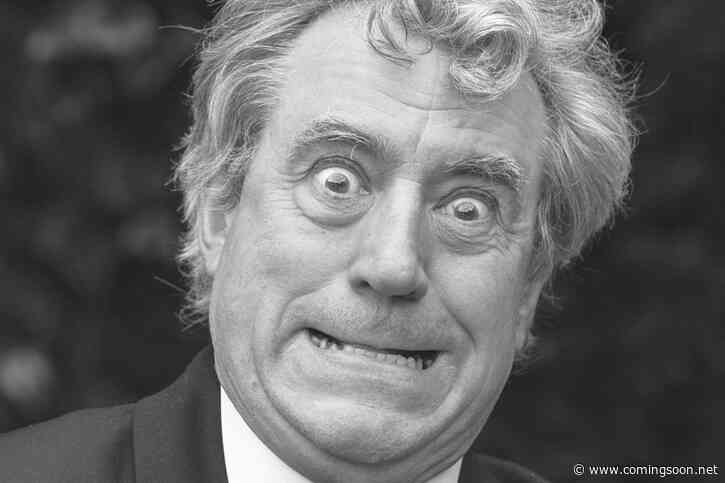 Monty Python Star & Director Terry Jones Dead at Age 77