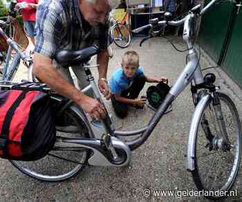 Accu van je fiets opladen? De ene school verbiedt het, de ander heeft laadpalen