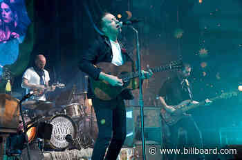 Coldplay Performs Final Show of 'World Tour' in Los Angeles, Supporting A New Way of Life Reentry Project