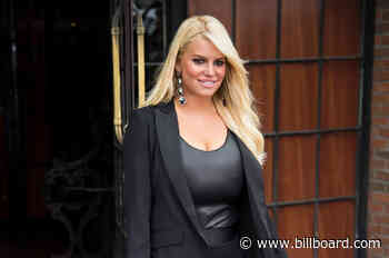 Jessica Simpson to Release First New Music in 10 Years, Along With Memoir 'Open Book'
