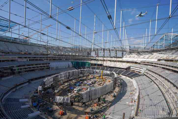 New photos: SoFi Stadium construction site media tour