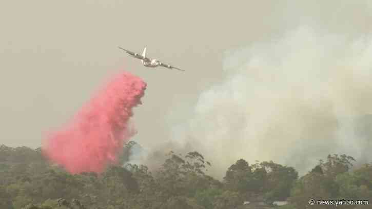 Canadian air tanker crashes while fighting Australia bushfires, three dead