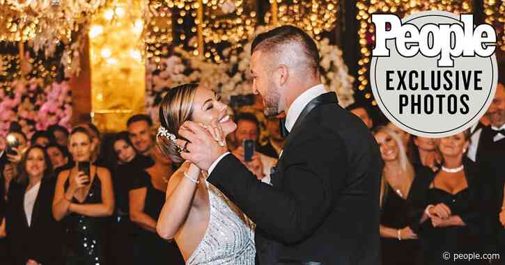 Steak! Cheesecake! Salads! All About Tim Tebow’s ‘Keto-Friendly’ Wedding Reception