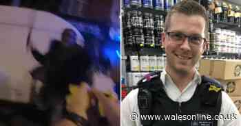 Moment van driver in routine police stop turns on officer with machete in shocking attack