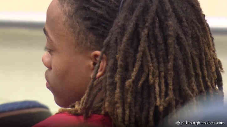 Teen Won’t Be Able To Walk At Graduation Unless He Cuts His Dreadlocks