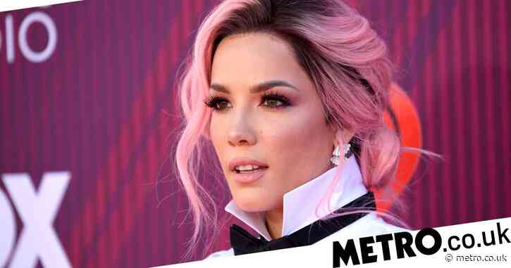 Halsey apologises after tweeting she wants music website located in One World Trade Centre to ‘collapse’