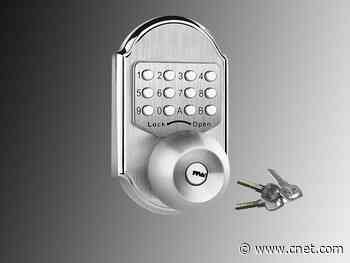Want a keyless deadbolt that doesn't use batteries? Get this mechanical combination lock for $42     - CNET