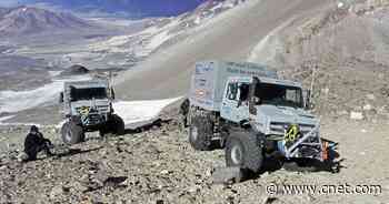 Two awesome Mercedes-Benz Unimog trucks set a new altitude world record     - Roadshow
