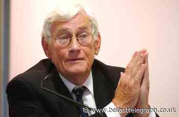Former deputy First Minister Seamus Mallon passes away