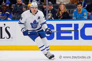 Auston Matthews resting injured wrist, expects to be ready after all-star break