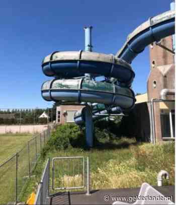 Laurens overstelpt met kopers voor waterglijbaan: ‘Iedereen wil toch zo’n ding in de tuin?’