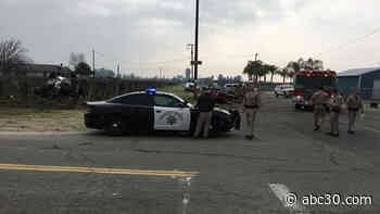 1 killed, 4 injured in crash near Caruthers, CHP says