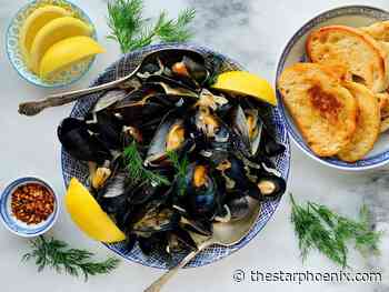 Kohlman: Classic steamed mussels with white wine