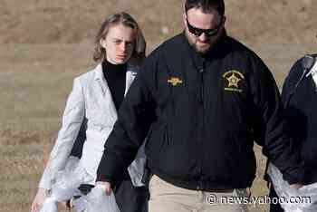 Michelle Carter, who encouraged boyfriend's suicide, released from jail early for good behavior