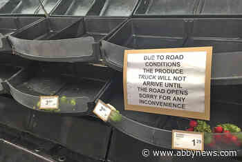 Mayors call for ‘calmness’ as highway rockslide cuts Tofino, Ucluelet off from supplies