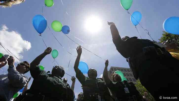 Releasing balloons could soon be illegal in Arizona