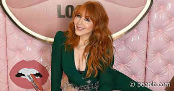 Makeup Artist Charlotte Tilbury Shows Us the 'Salma Hayek Look'
