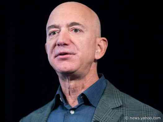 Jeff Bezos’s girlfriend gave Amazon boss’s ‘flirtatious texts’ to brother who leaked to National Enquirer, report claims