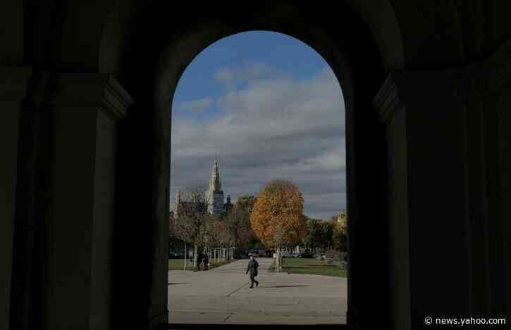Rothschild heir accuses Vienna of 'perpetuating' Nazi laws: reports
