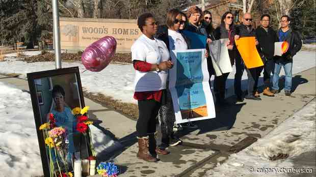 'We're not giving up': Friends of social worker killed on the job continue calls for justice