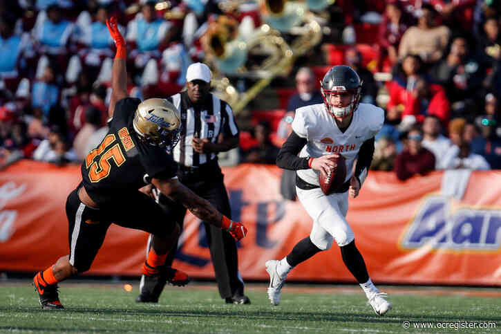WSU’s Anthony Gordon leads North in Senior Bowl, honors Upland’s Tyler Hilinski