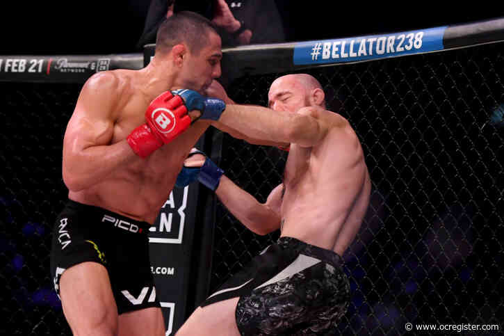 Bellator 238: Aaron Pico cracks Daniel Carey with KO
