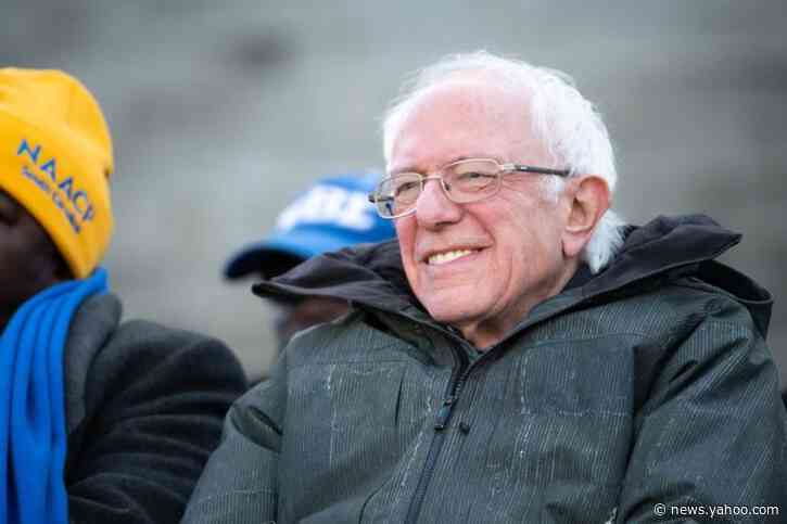 Despite apparent preference for 'moderate' candidate, Iowans back Sanders in latest poll