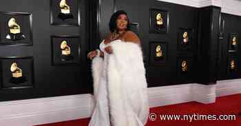Live on the 2020 Grammys Red Carpet