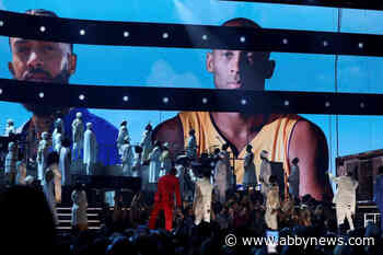 VIDEO: Music stars pay tribute to Kobe Bryant at Grammys award show