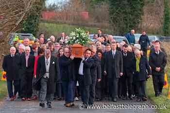 Seamus Mallon's Protestant neighbours 'played major role in funeral'