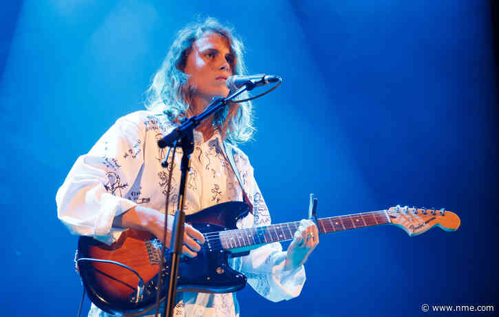 Marika Hackman to play tiny London acoustic charity gig next month