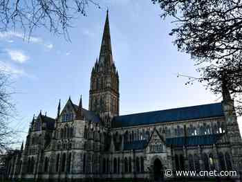 Trial begins for man who allegedly tried to steal the Magna Carta     - CNET