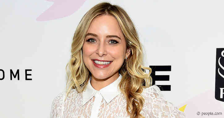 Jenny Mollen Would 'Totally' Have a Third Baby with Husband Jason Biggs — If He Could Get Pregnant