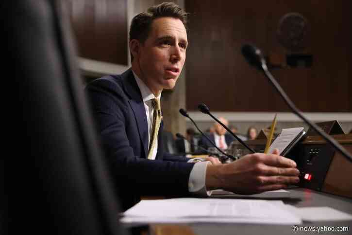 Sen. Josh Hawley disputes Bolton is a &#39;firsthand witness.&#39; Bolton reportedly said he spoke directly with Trump on Ukraine.