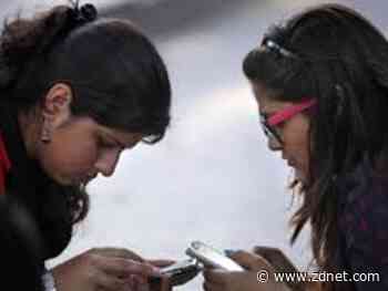 India partially lifts internet block in Kashmir