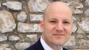 Ontario PC member who is suing party announces bid for federal party leader