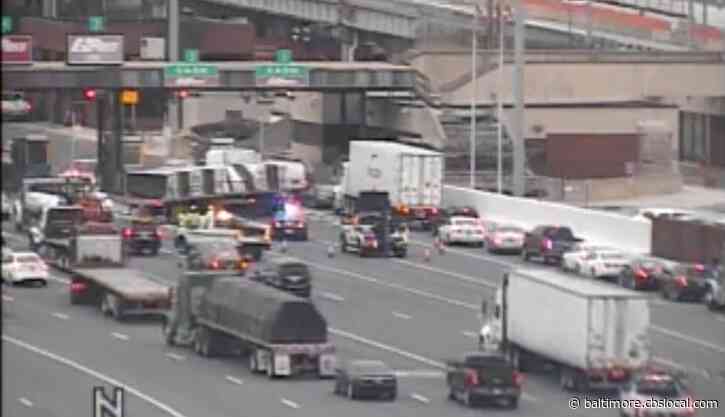 TRAFFIC ALERT | Fuel Spill Closes Some Toll Lanes At Fort McHenry Tunnel