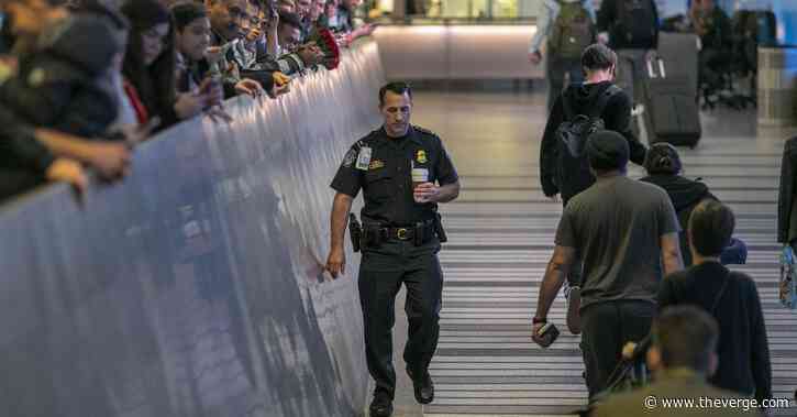 CDC expands health screenings for coronavirus to 20 airports