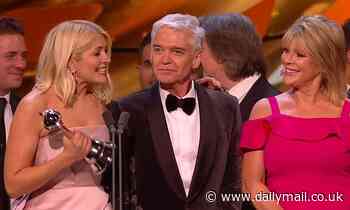 NTAs 2020: Ruth Langsford, Eamonn Holmes and Phillip Schofield cross paths at ceremony