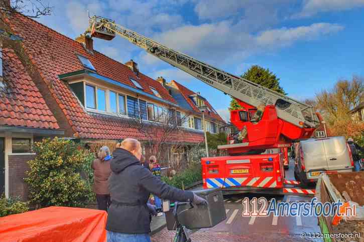 Schoorsteenbrand in het Soesterkwartier trekt veel bekijks