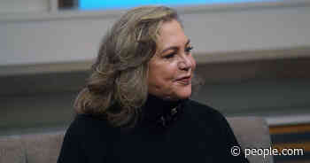 Kathleen Turner Had to ‘Say Yes’ When Dolly Parton Asked Her to Play a ‘Hill Woman’ - PEOPLE.com