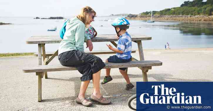 Kinship carers feel invisible in debate about looked-after children | Letters