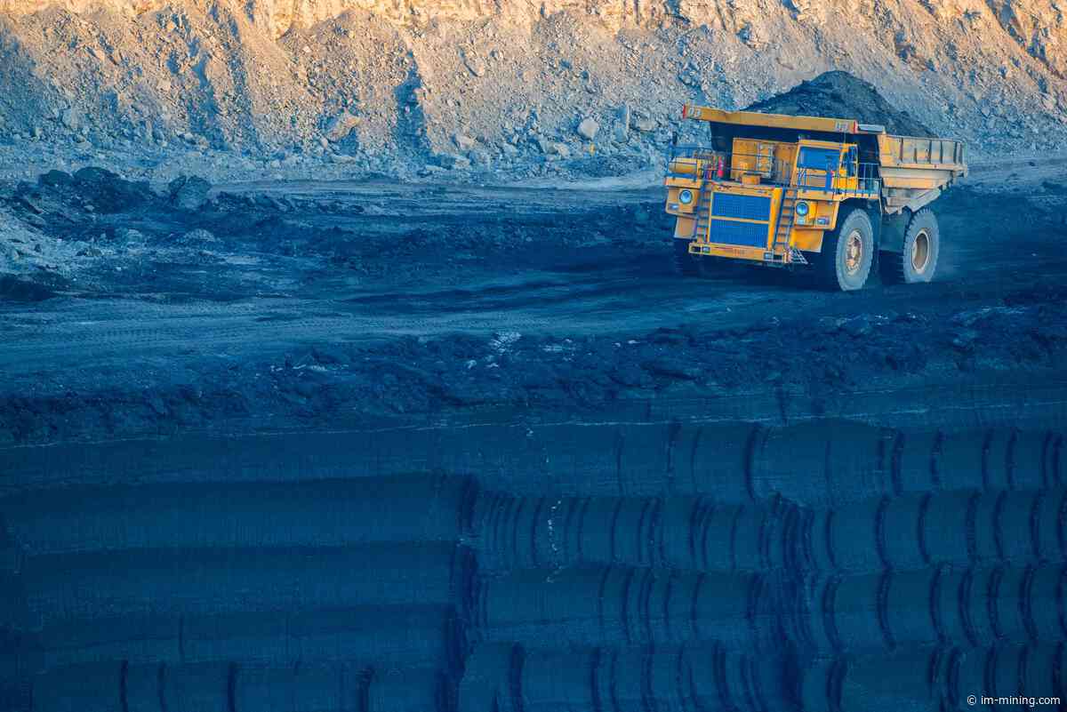 SUEK details major investments in mining fleet for new Zarechny open pit coal mine - International Mining - International Mining