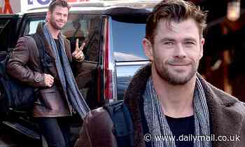 Chris Hemsworth is a cool customer as handsome actor flashes the peace sign while out in New York - Daily Mail