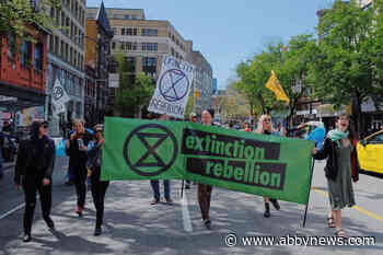 Extinction Rebellion holds climate-change discussion in Abbotsford - Abbotsford News
