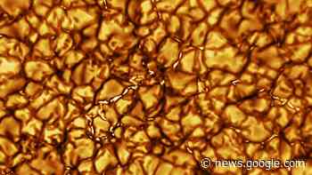 Sun's surface seen in remarkable new detail - BBC News